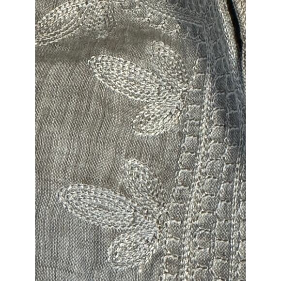 Saks Fifth Avenue 100% Silk tunic hook front embroidered gray size large - Picture 8 of 11